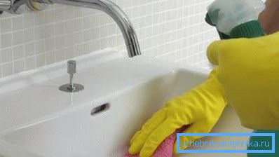 Sovellettaessa liuosta voit käyttää tavanomaista suihketta. Sovellettaessa liuosta voit käyttää tavanomaista suihketta.