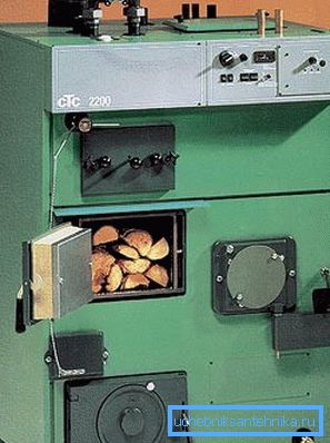 Kiinteän polttoaineen järjestelmien käyttöönotossa käytetään pitkäkestoisten uunien toimintaperiaatetta, jonka avulla voit suorittaa yhden välilehden täyden palamisjakson vähintään 12 tuntia Kiinteän polttoaineen järjestelmien käyttöönotossa käytetään pitkäkestoisten uunien toimintaperiaatetta, jonka avulla voit suorittaa yhden välilehden täyden palamisjakson vähintään 12 tuntia