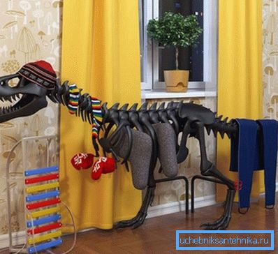 Sähköinen koriste-säteilijä dinosauruksen muodossa