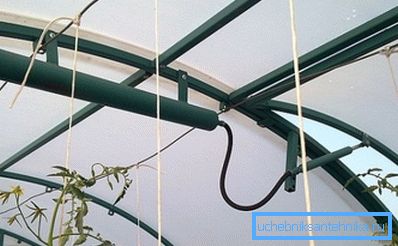 Kasvihuoneiden automaattisen ilmanvaihdon hydraulijärjestelmä Kasvihuoneiden automaattisen ilmanvaihdon hydraulijärjestelmä