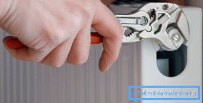 Käytä säädettävää jakoavainta Käytä säädettävää jakoavainta