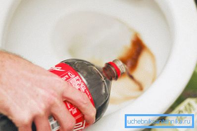 Coca-Cola poistaa ruosteen suuren fosforihappopitoisuuden vuoksi.