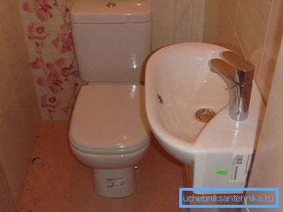 Pieni wc on erinomainen ratkaisu ahtaissa tiloissa.