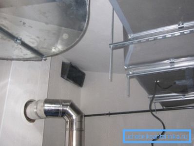 Metallilaatikot. Metallilaatikot.