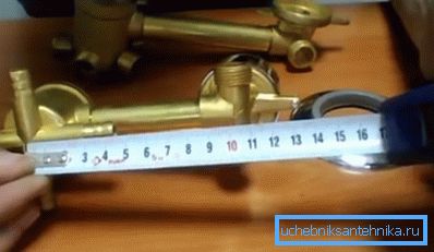 Akselien välillä 100 mm Akselien välillä 100 mm