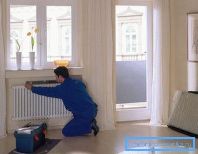 Asennustyöt tehdään piirustuksen tai luonnoksen perusteella. Asennustyöt tehdään piirustuksen tai luonnoksen perusteella.