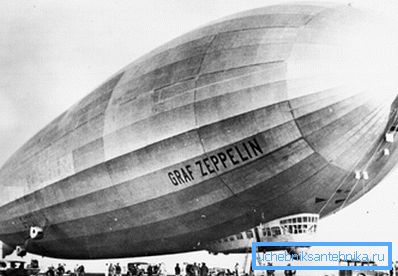 Kuvassa saksalainen ilmalaiva Graf Zeppelin. Duralumiinia käytettiin rakentamaan jäykkä kehys, joka teki lentokoneesta kestävän tuulen tuulen. Kuvassa saksalainen ilmalaiva Graf Zeppelin. Duralumiinia käytettiin rakentamaan jäykkä kehys, joka teki lentokoneesta kestävän tuulen tuulen.