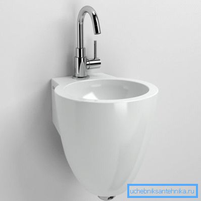 Kuvassa - kulhon halkaisija on 270 mm, mikä on luultavasti pienin pesuallas wc: ssä. Kuvassa - kulhon halkaisija on 270 mm, mikä on luultavasti pienin pesuallas wc: ssä.