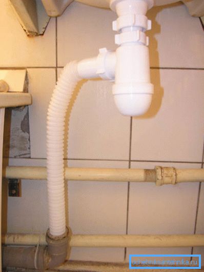Meidän sankari. Meidän sankari.