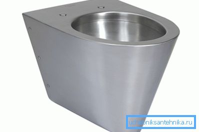 Metallituotteiden pääasiallinen haittapuoli on viileässä huoneessa, ja jos ei ole WC-istuinta, ne ovat melko viileitä istua