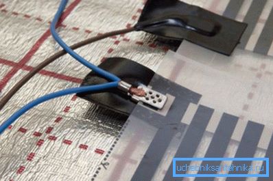 Sähköliitäntä Sähköliitäntä