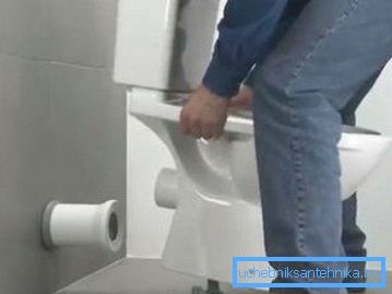 WC: n liittäminen kovaan putkeen WC: n liittäminen kovaan putkeen