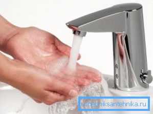 Touch-elektroniset pesualtaat ovat erittäin mukavia.