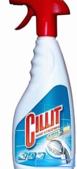 Happopohjaiset tuotteet ovat melko aggressiivisia, joten niitä tulisi käyttää suojakäsineissä.