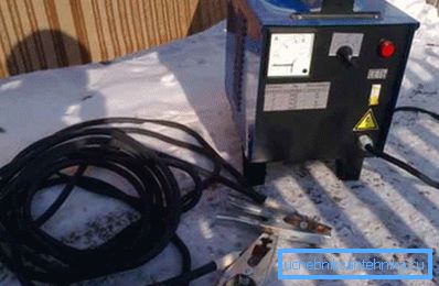 Hitsaaja metalliputkien lämmittämiseen Hitsaaja metalliputkien lämmittämiseen