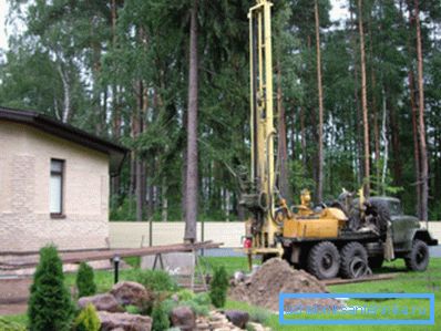 Harkitse porakoneen korkeutta, yleensä se on melko suuri (noin 10 m). Harkitse porakoneen korkeutta, yleensä se on melko suuri (noin 10 m).