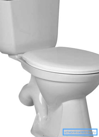WC-astia, jossa on huuhtelusäiliö WC-astia, jossa on huuhtelusäiliö