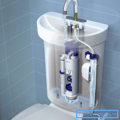 Laitteen säiliön wc-astia-pesuallas. Laitteen säiliön wc-astia-pesuallas.