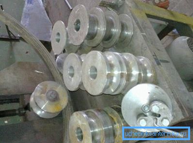 Telat metalliliuskan muodostamiseen Telat metalliliuskan muodostamiseen
