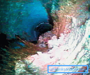 Videogolovkan avulla voit nähdä sedimentin määrän putkissa Videogolovkan avulla voit nähdä sedimentin määrän putkissa